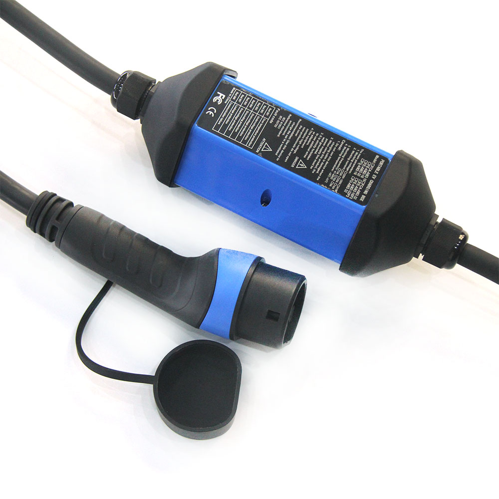 Heavy Duty 22kW 32A Portable EV Charger IEC62196-2 Type 2 Connector High Efficiency Charging - Image 4